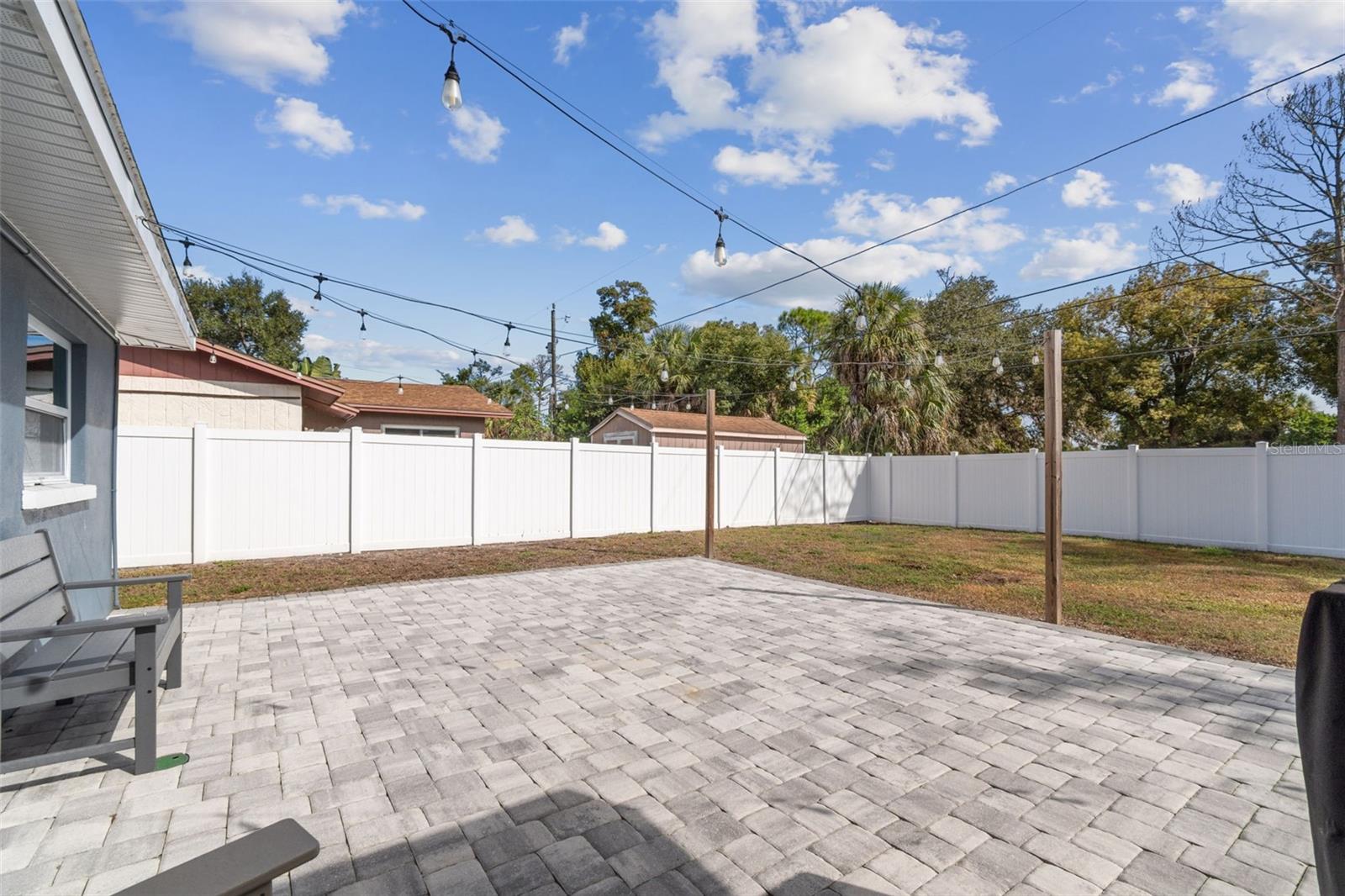 Listing photo id 25 for 918 18th Street Sw