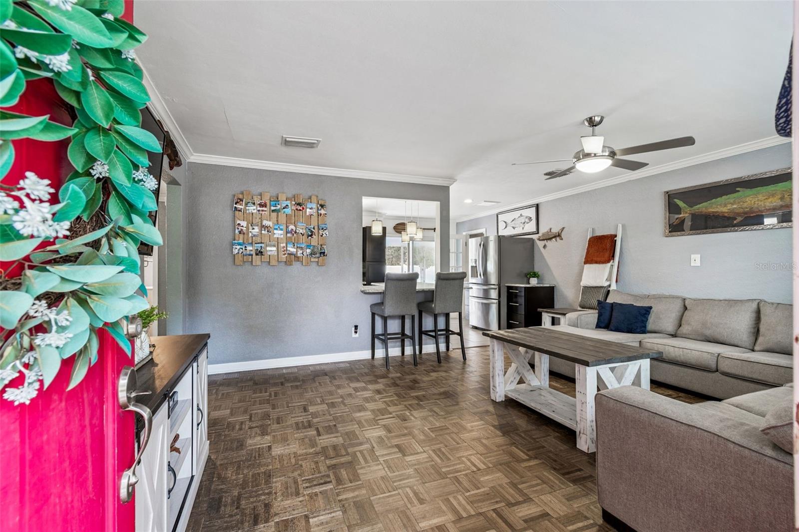 Listing photo id 2 for 918 18th Street Sw