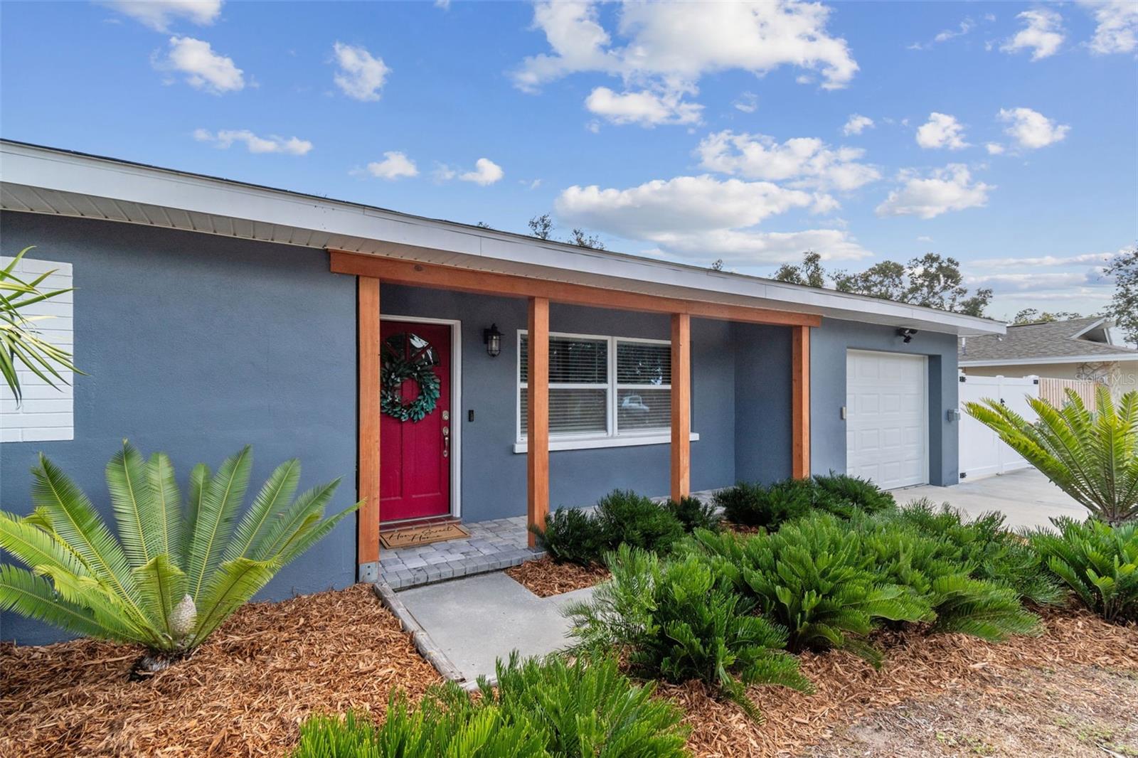 Listing photo id 43 for 918 18th Street Sw