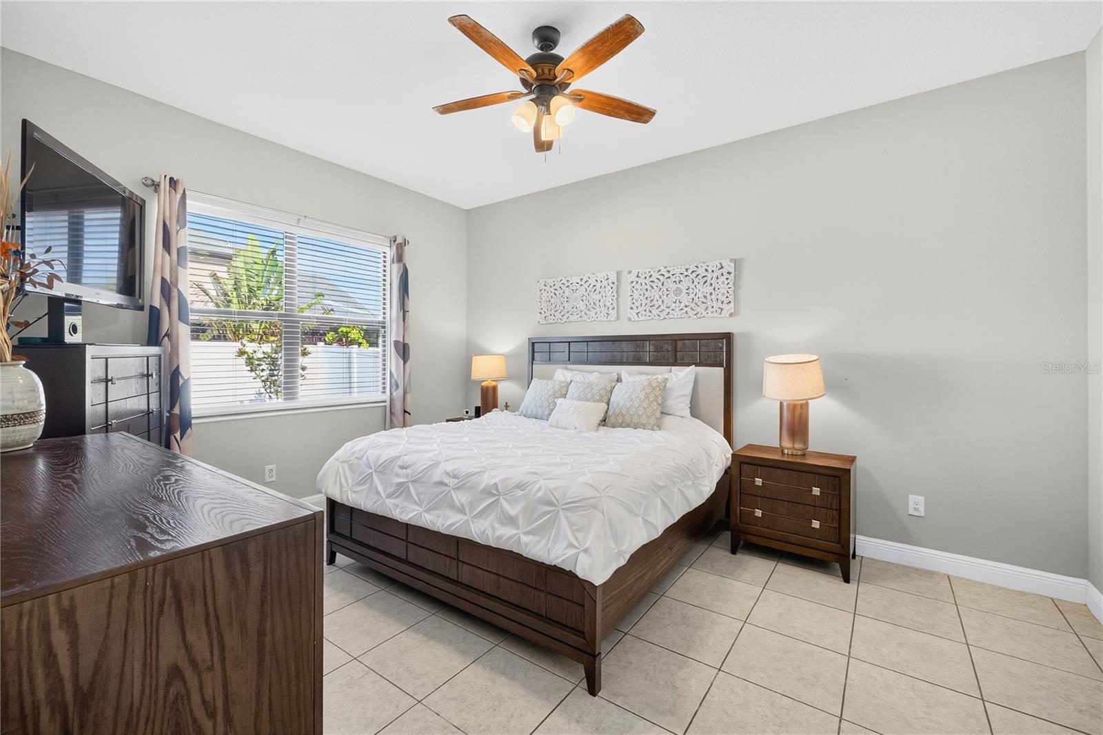 Image 12 of 28 For 4002 Salida Delsol Drive