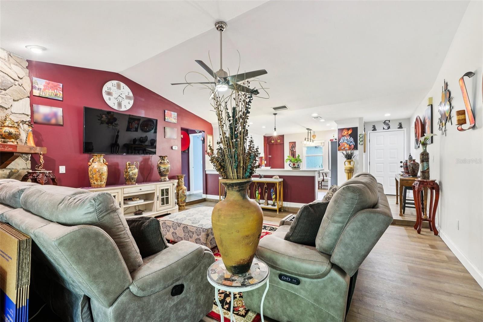 Image 10 of 71 For 5016 Swallow Drive