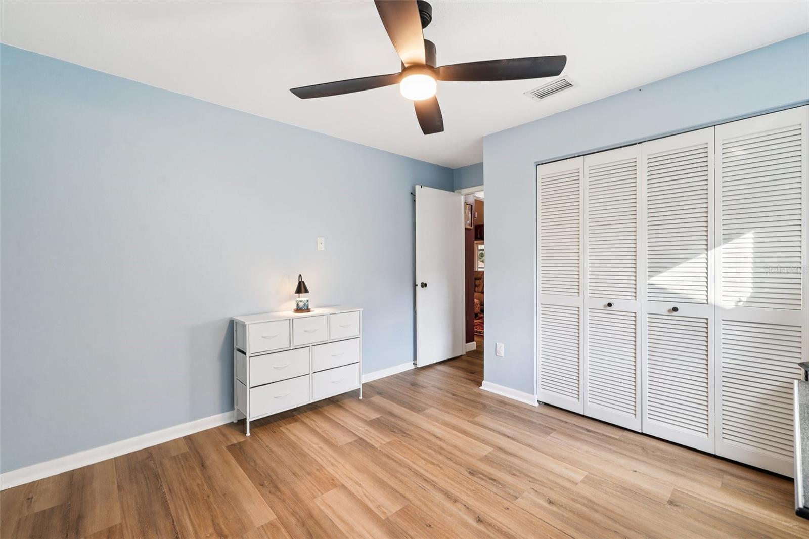 Image 23 of 71 For 5016 Swallow Drive