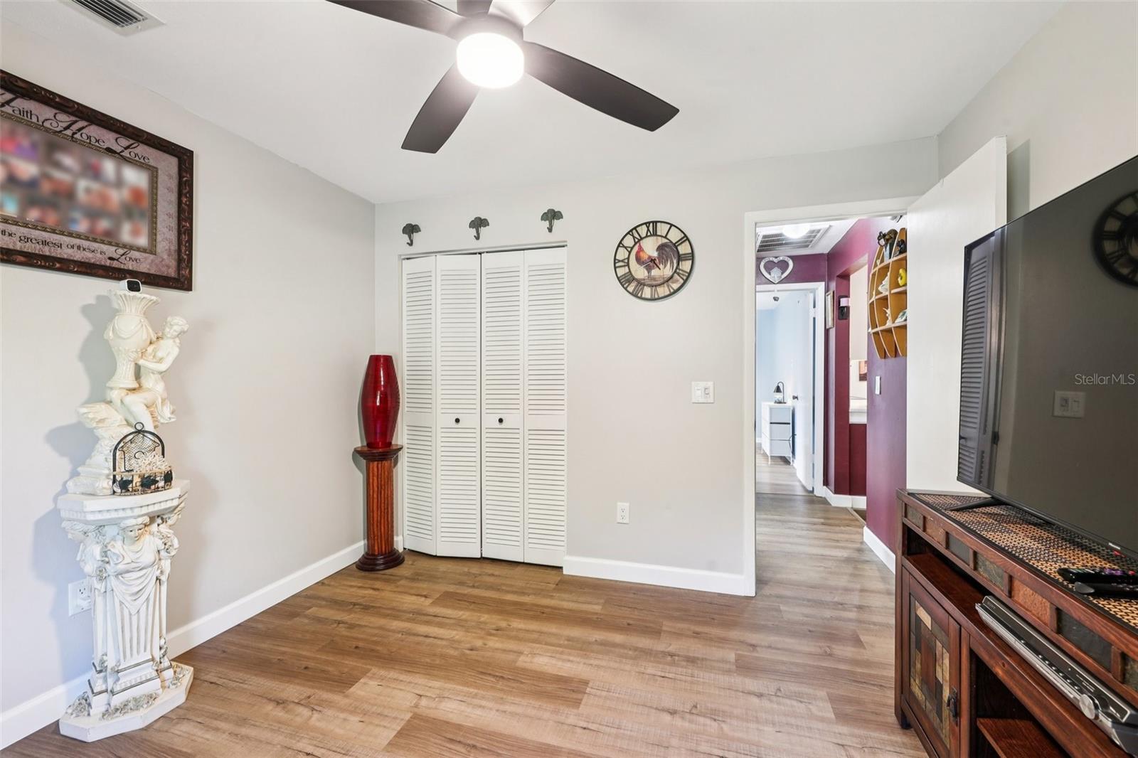 Image 27 of 71 For 5016 Swallow Drive