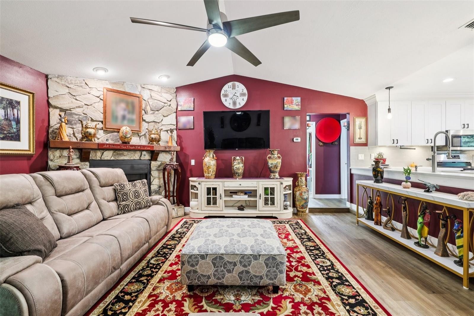 Image 9 of 71 For 5016 Swallow Drive