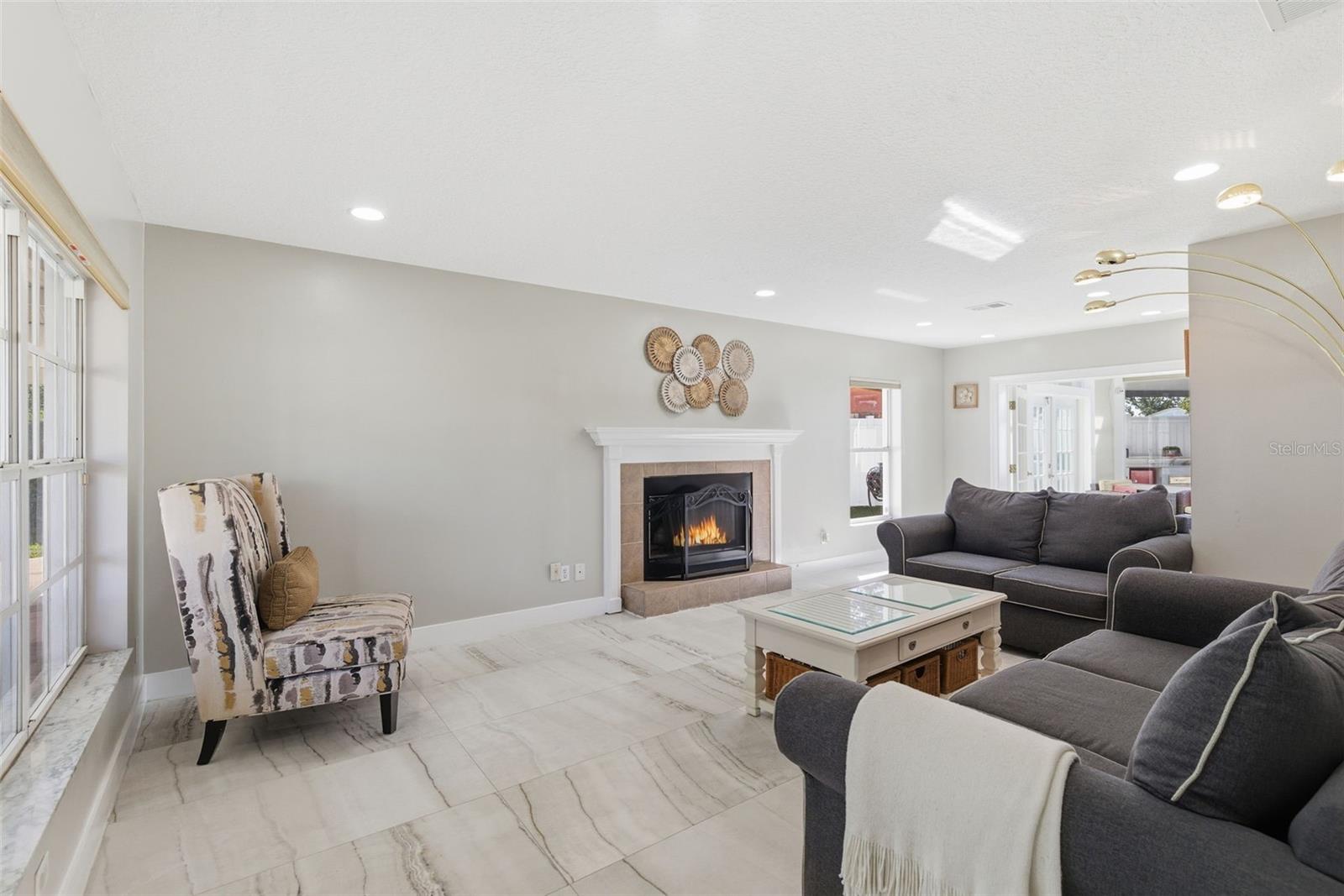 Image 11 of 67 For 7904 Woodlynne Avenue