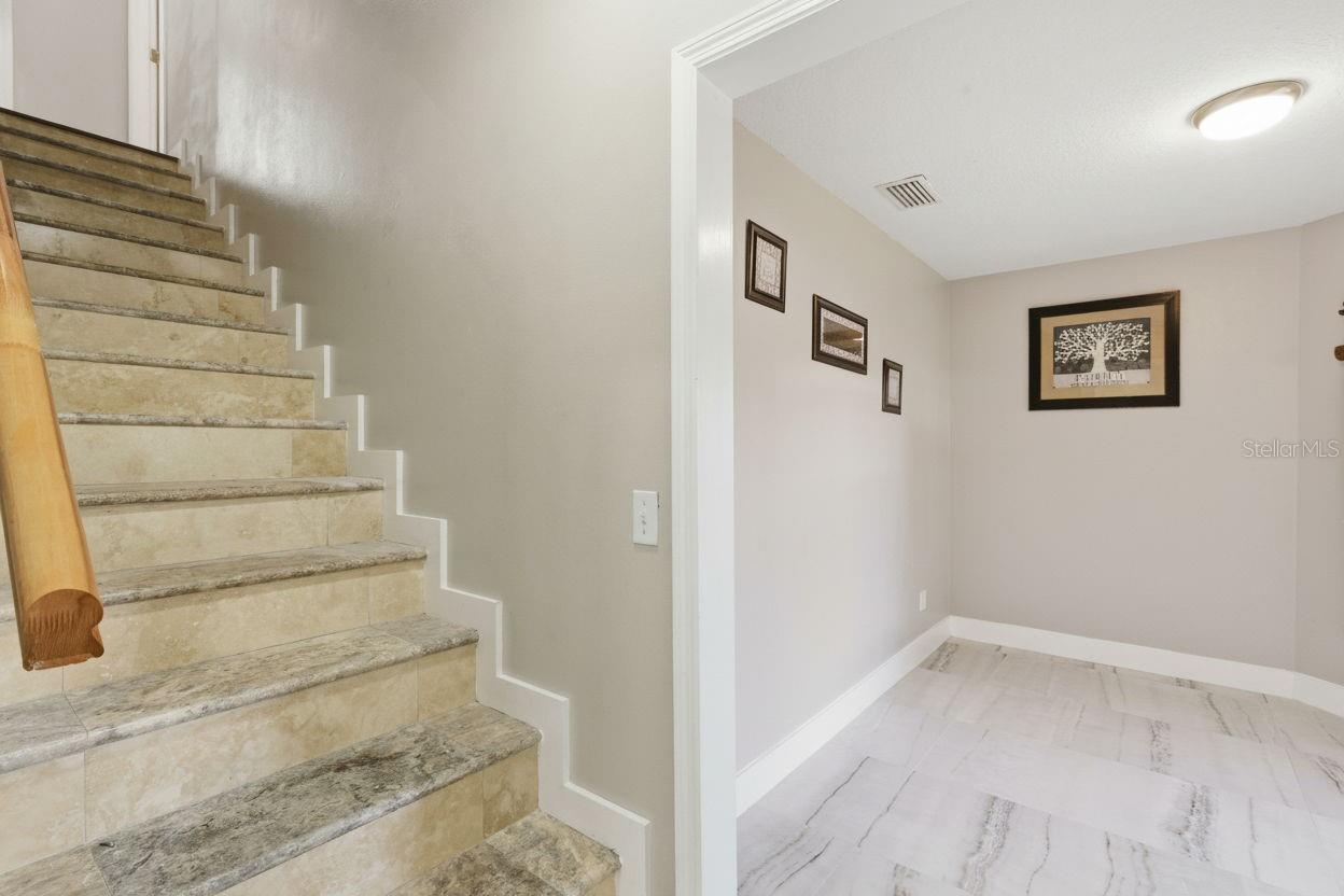 Image 24 of 67 For 7904 Woodlynne Avenue