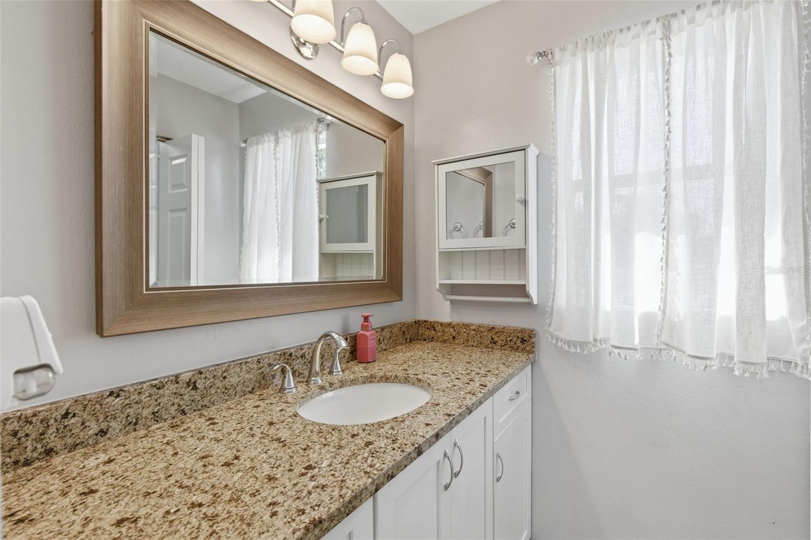 Image 35 of 67 For 7904 Woodlynne Avenue