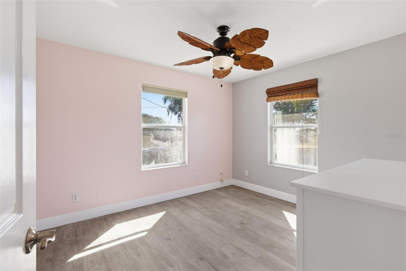 Image 38 of 67 For 7904 Woodlynne Avenue