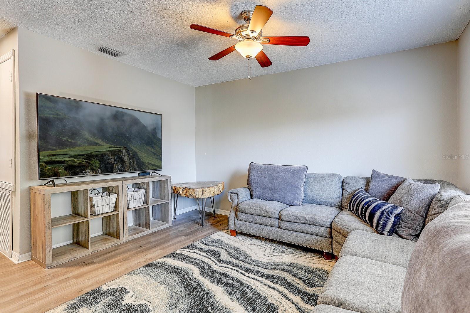 Image 31 of 59 For 1325 Windjammer Place