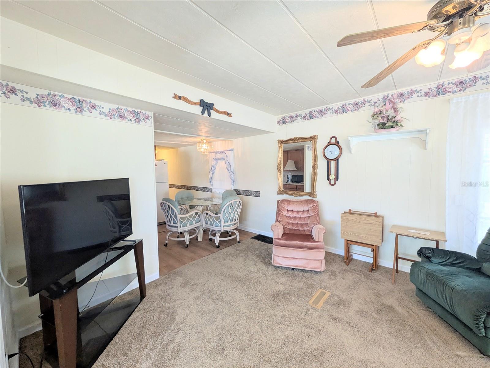 Image 7 of 39 For 10399 67th Avenue #135