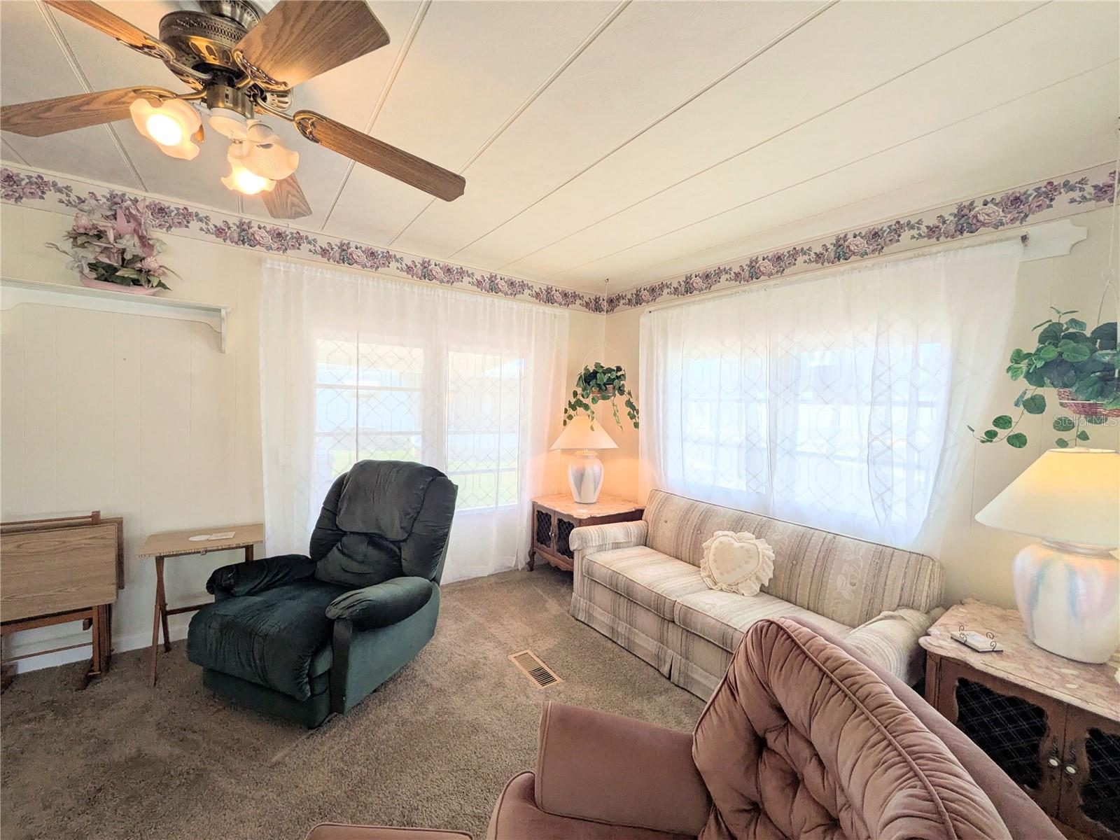 Image 8 of 39 For 10399 67th Avenue #135