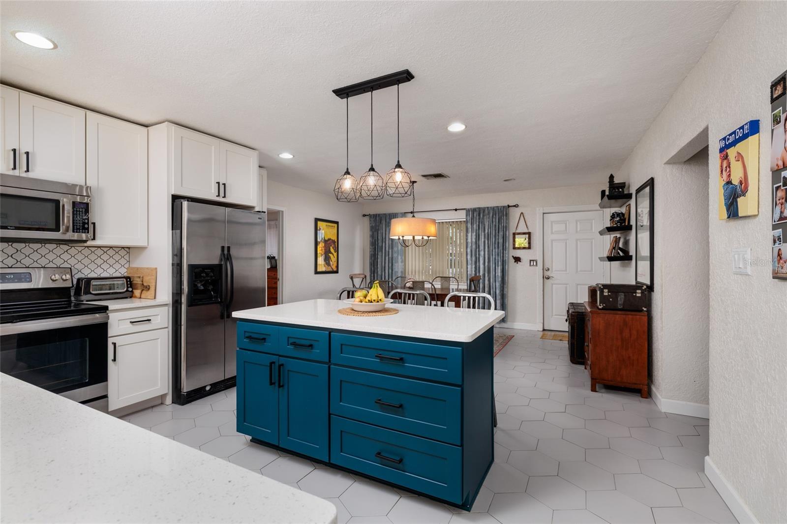 Image 10 of 39 For 230 43rd Avenue Ne