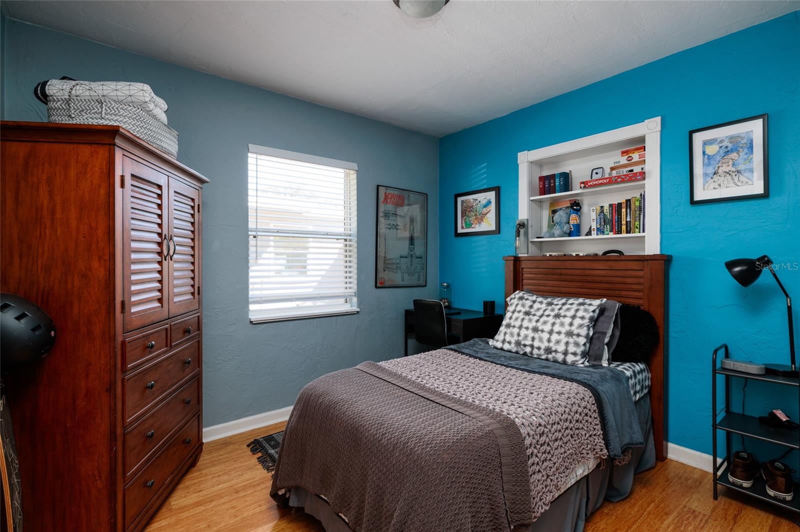 Image 25 of 39 For 230 43rd Avenue Ne