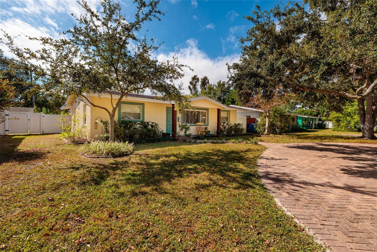 Image 36 of 39 For 230 43rd Avenue Ne