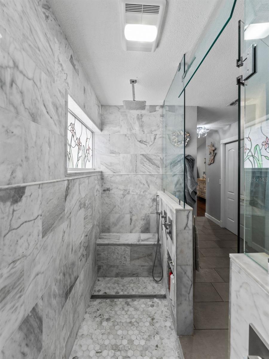 Image 24 of 50 For 5200 Camberlea Avenue