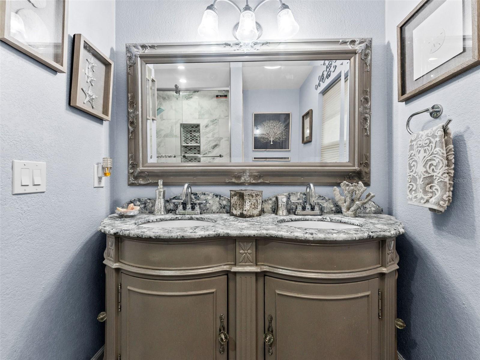 Image 31 of 50 For 5200 Camberlea Avenue