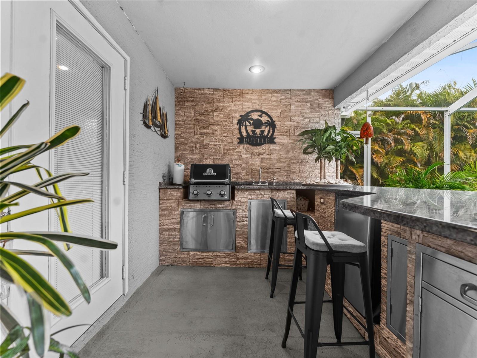 Image 36 of 50 For 5200 Camberlea Avenue