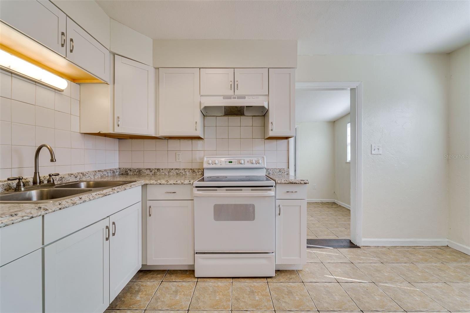 Image 14 of 33 For 3637 39th Street N