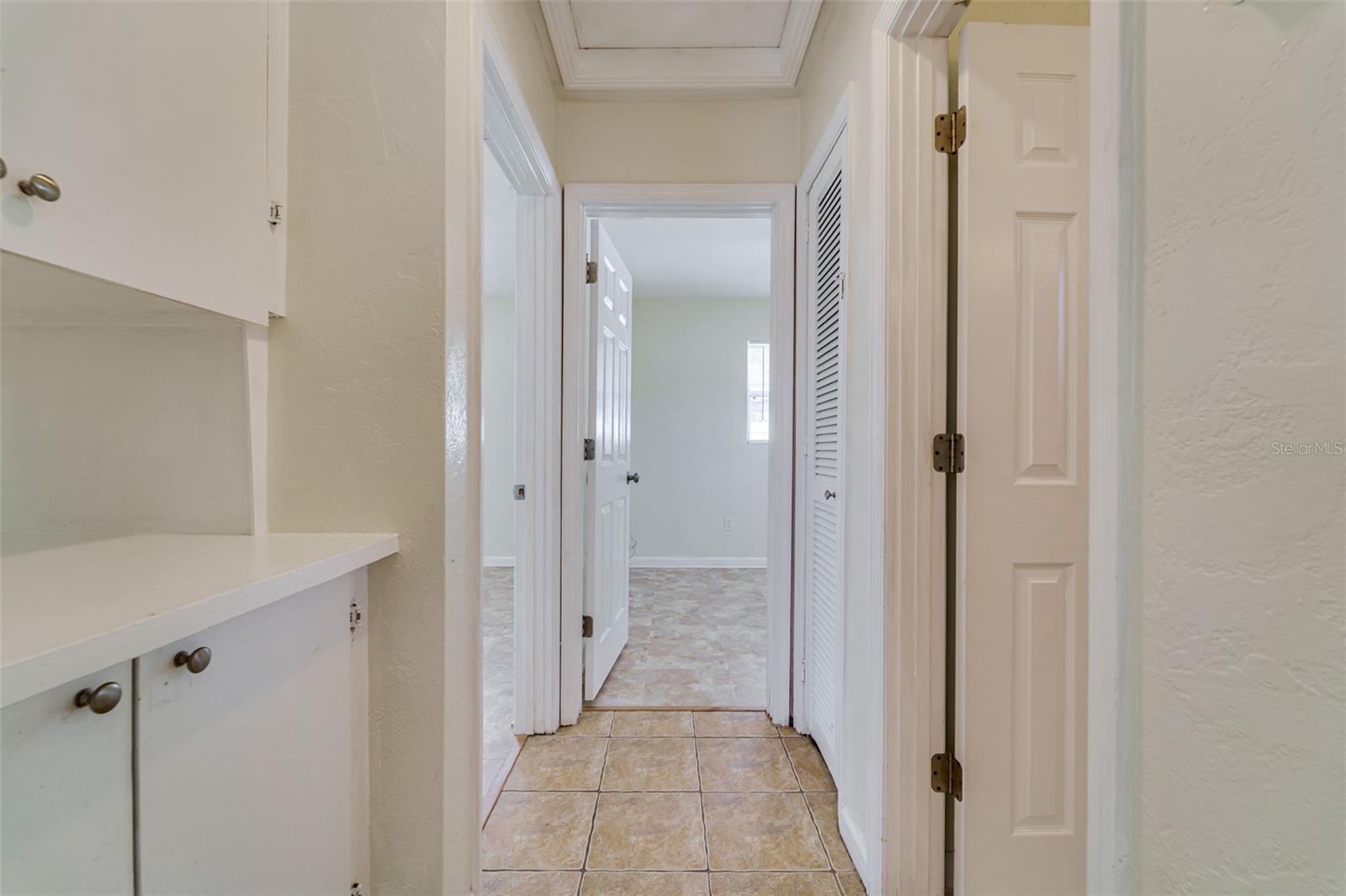 Image 19 of 33 For 3637 39th Street N