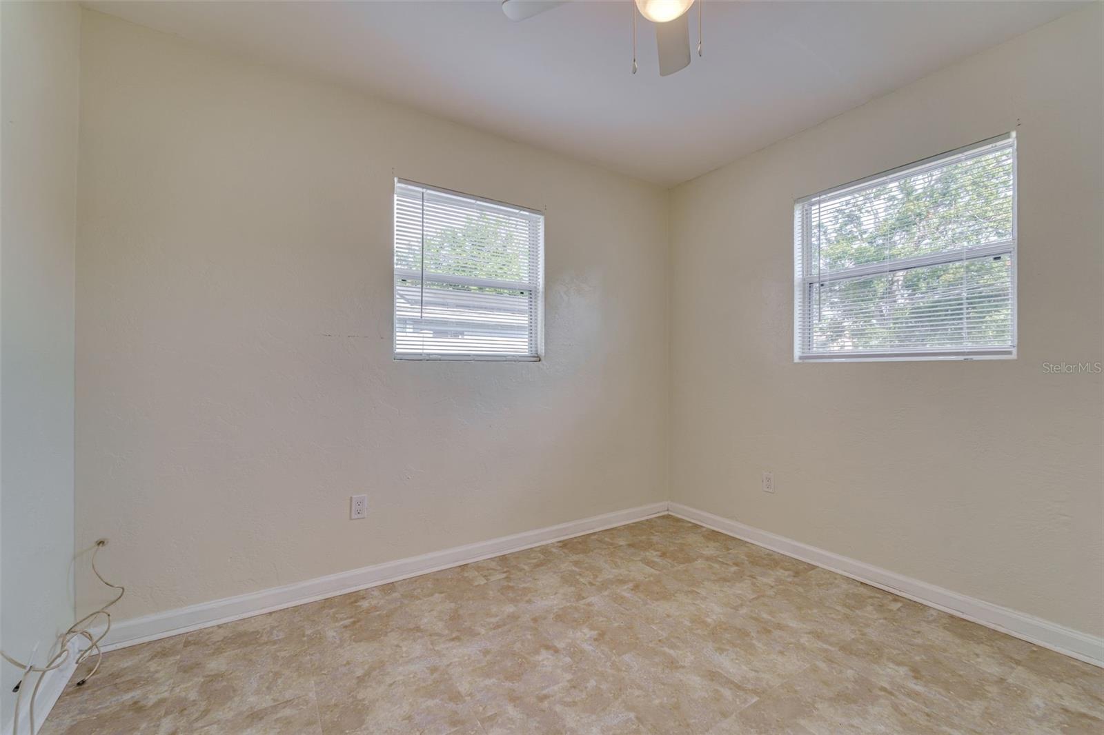 Image 22 of 33 For 3637 39th Street N