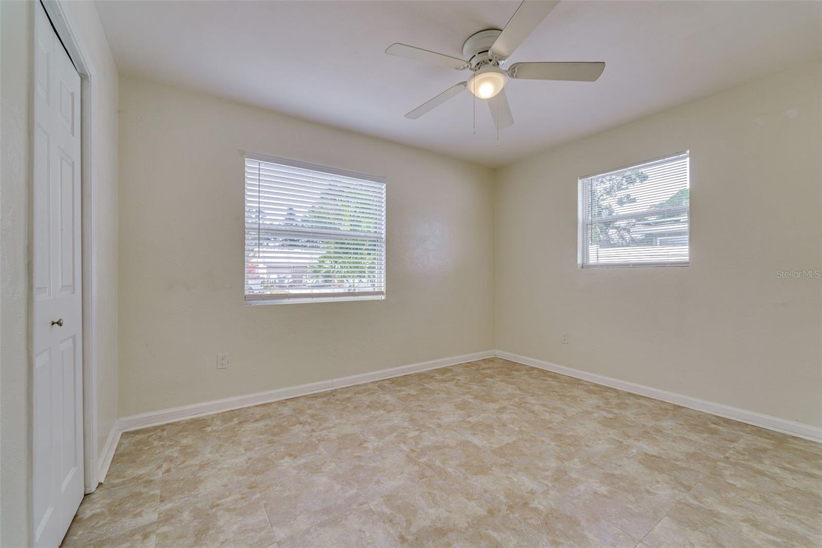 Image 26 of 33 For 3637 39th Street N