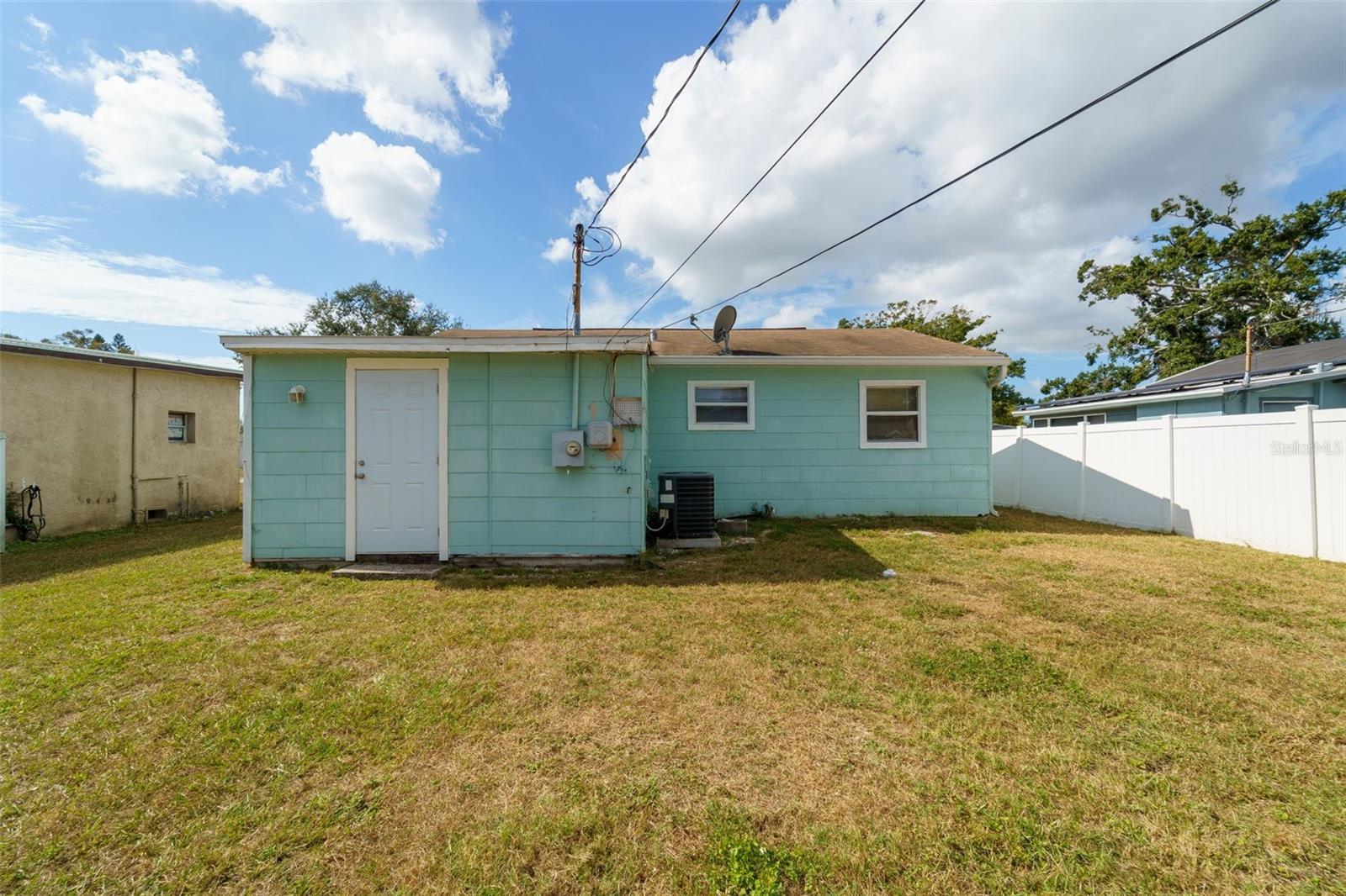 Image 30 of 33 For 3637 39th Street N