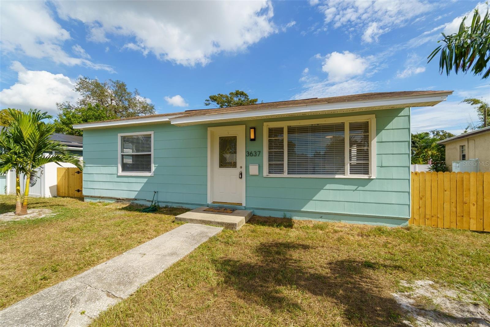 Image 4 of 33 For 3637 39th Street N