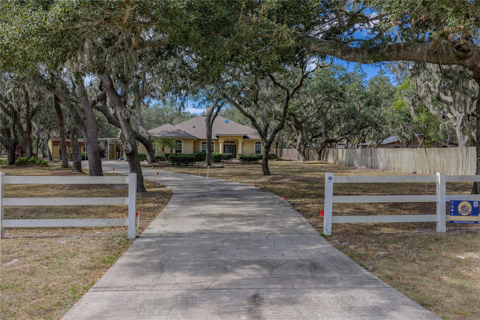 Listing photo id 9 for 10921 Mcmullen Road