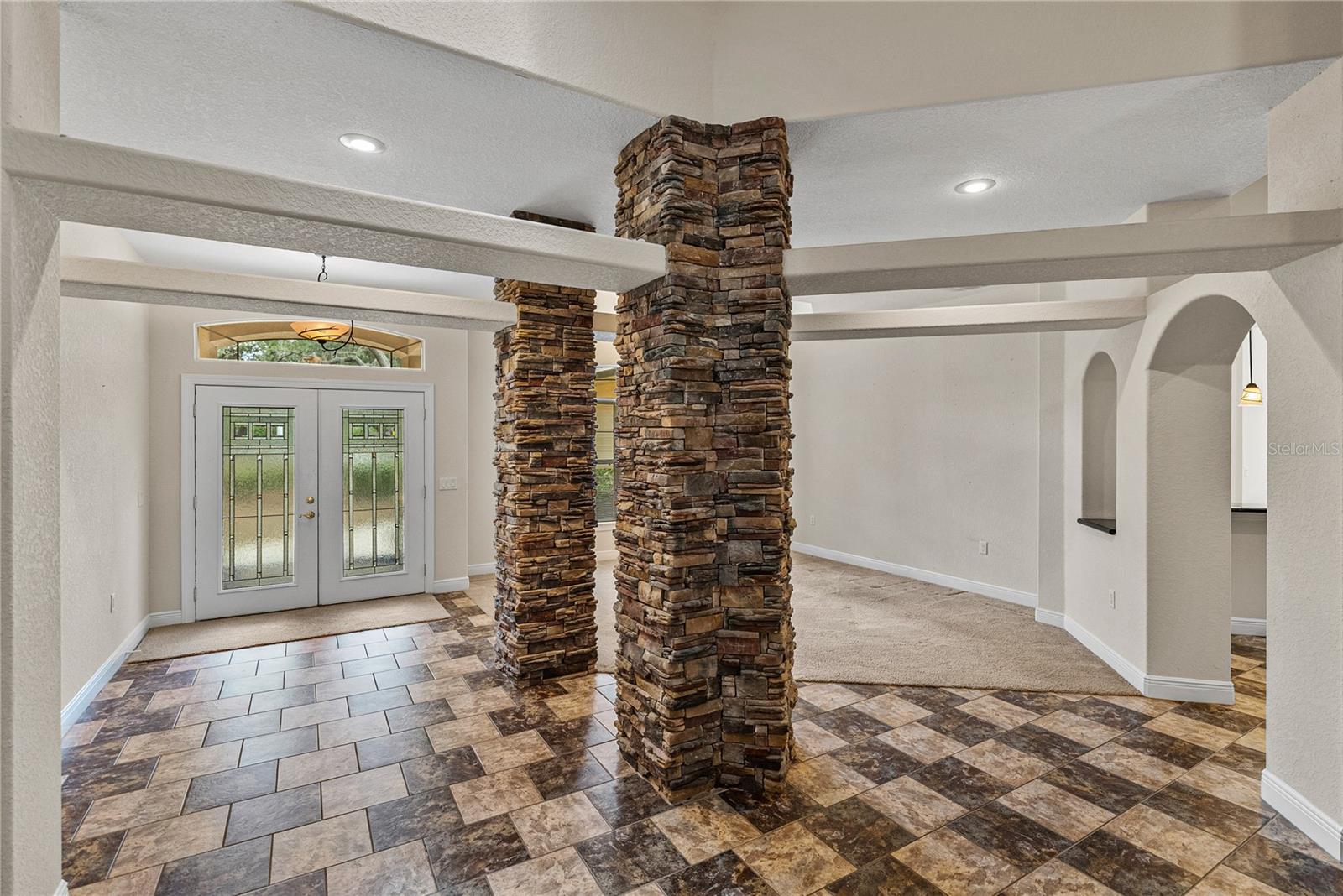 Listing photo id 16 for 10921 Mcmullen Road