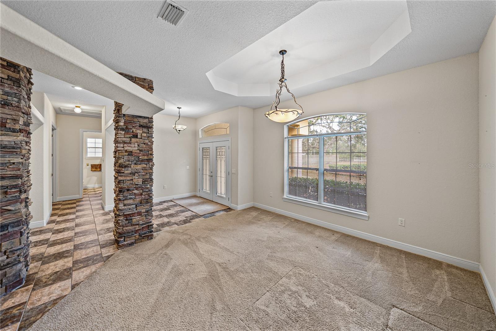 Listing photo id 19 for 10921 Mcmullen Road