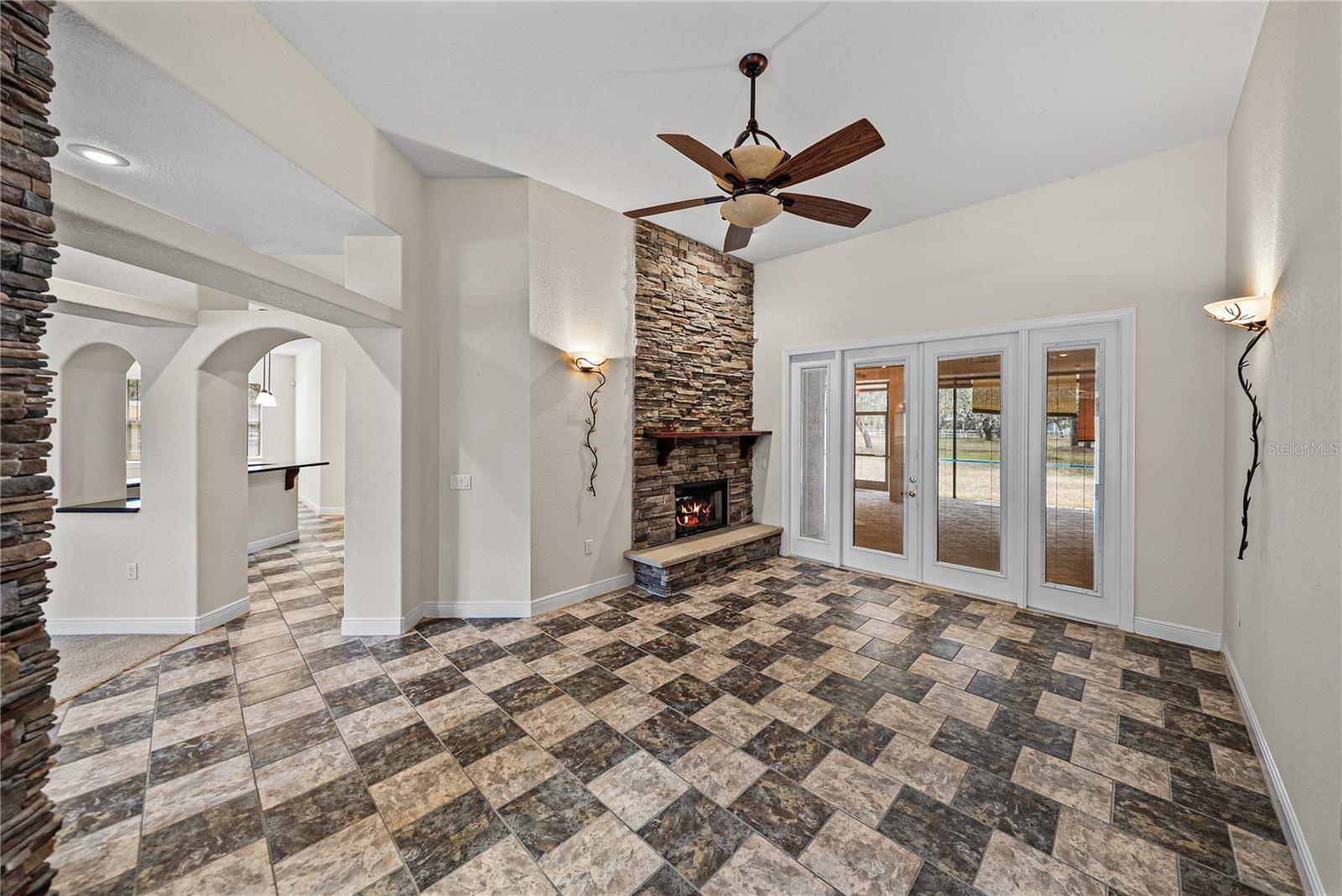 Listing photo id 21 for 10921 Mcmullen Road