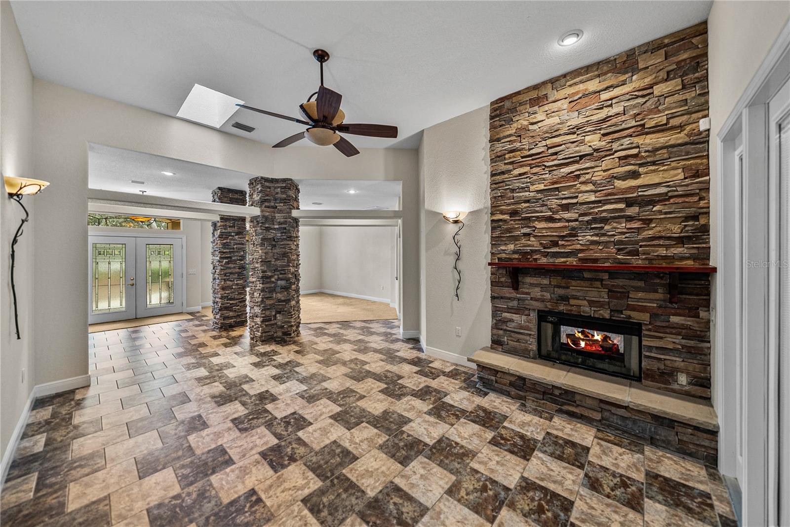 Listing photo id 22 for 10921 Mcmullen Road