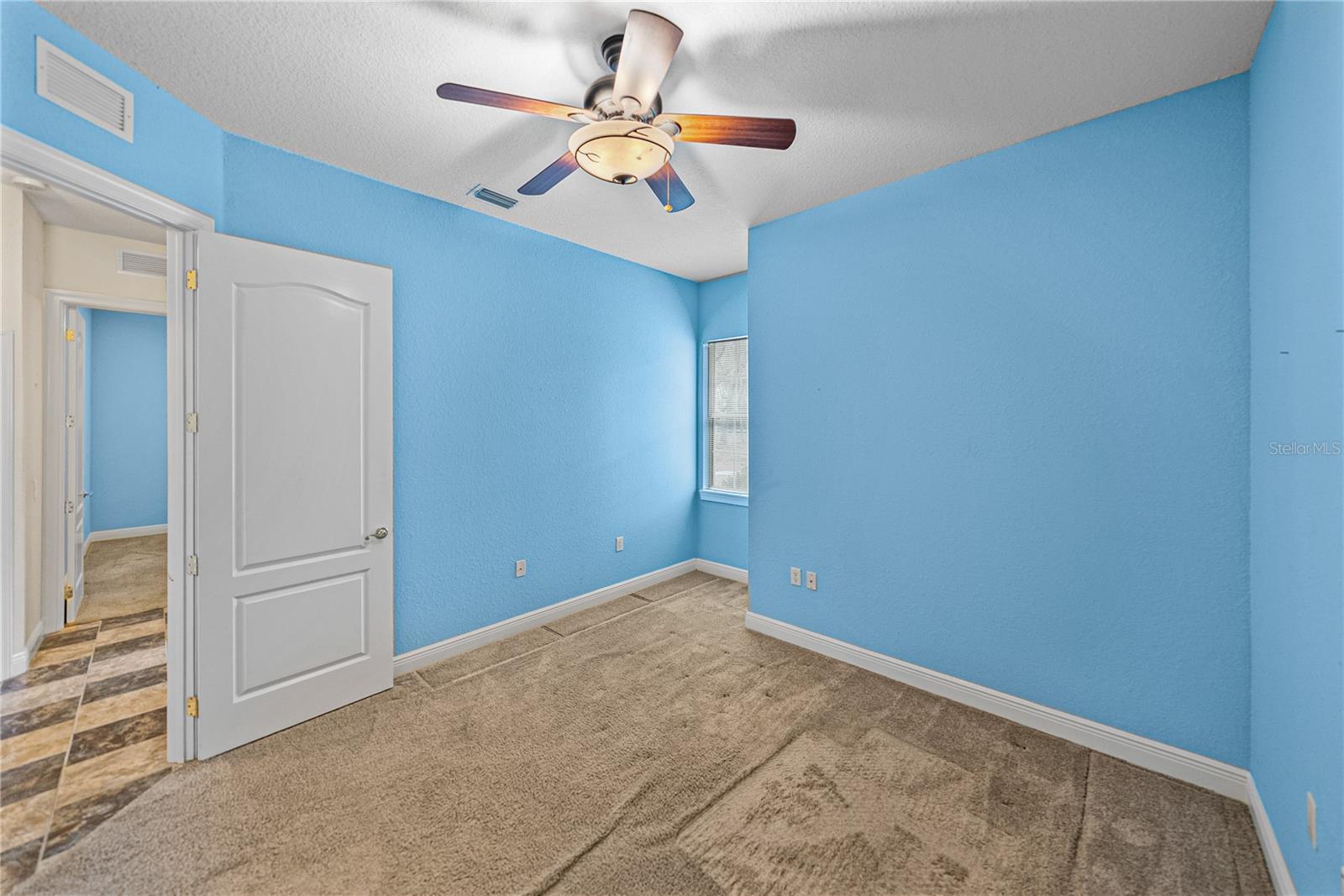 Listing photo id 35 for 10921 Mcmullen Road