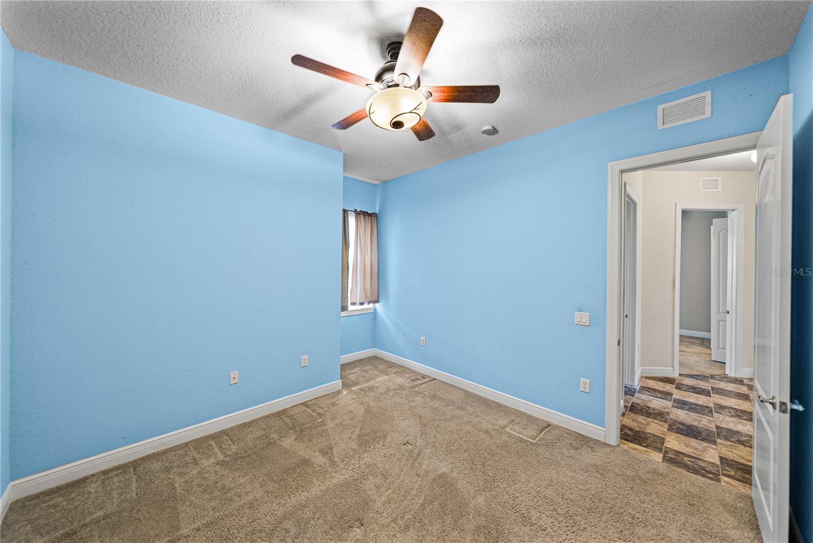 Listing photo id 41 for 10921 Mcmullen Road