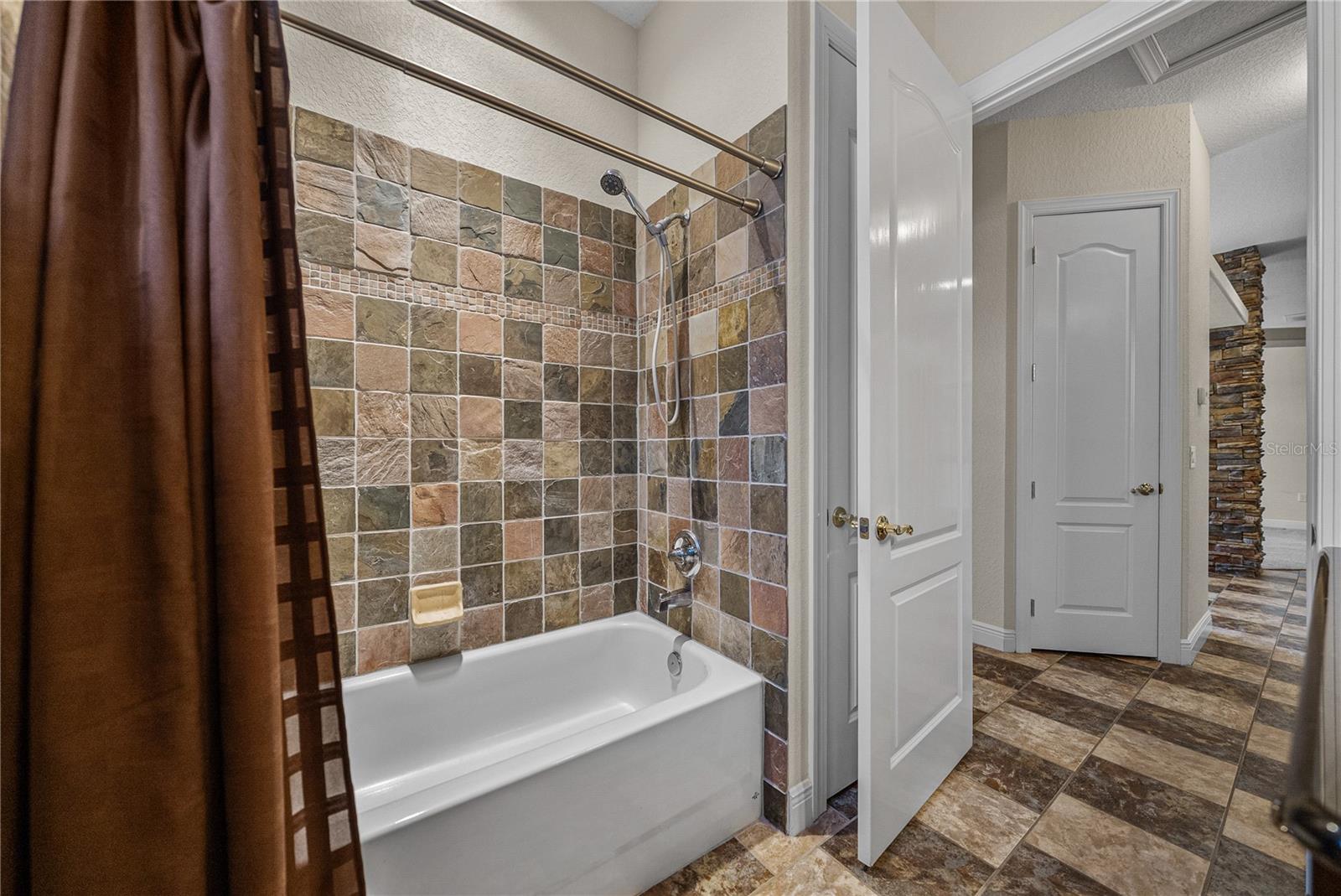 Listing photo id 48 for 10921 Mcmullen Road