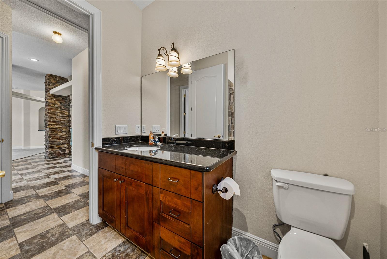 Listing photo id 49 for 10921 Mcmullen Road