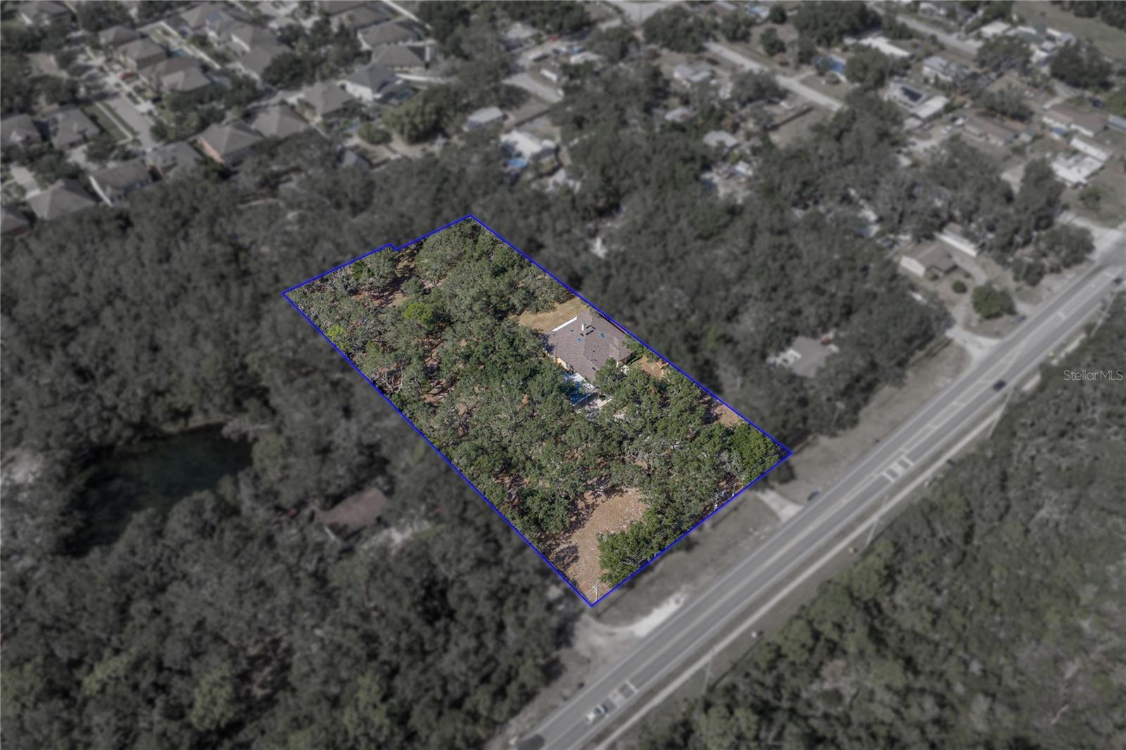 Listing photo id 5 for 10921 Mcmullen Road