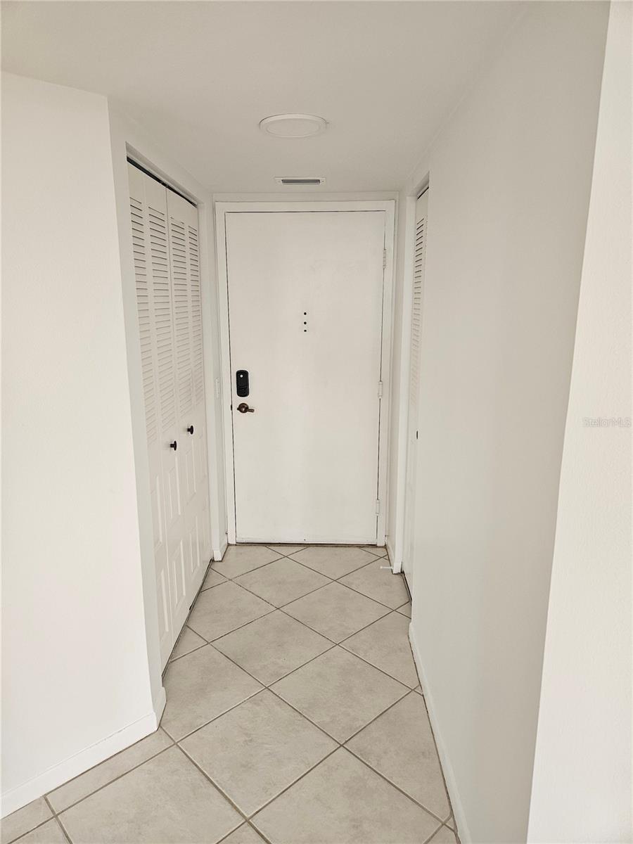 Image 11 of 40 For 6365 Bahia Del Mar Blvd  506