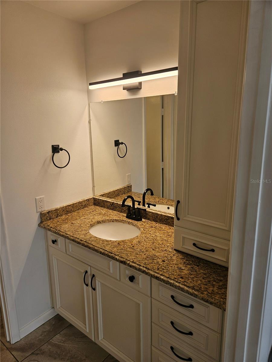 Image 15 of 40 For 6365 Bahia Del Mar Blvd  506