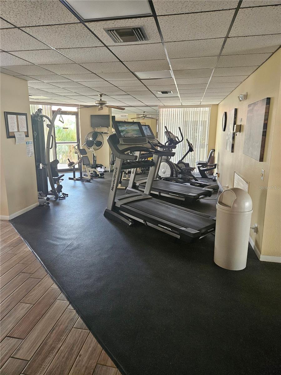 Image 24 of 40 For 6365 Bahia Del Mar Blvd  506