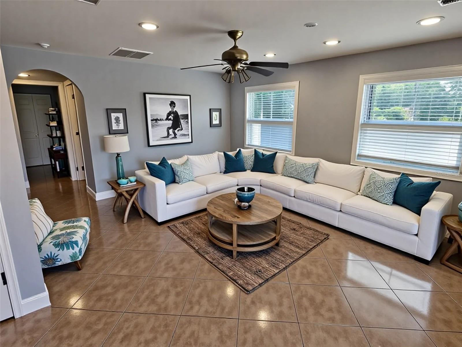 Image 2 of 11 For 519 1-2 Yelvington Avenue