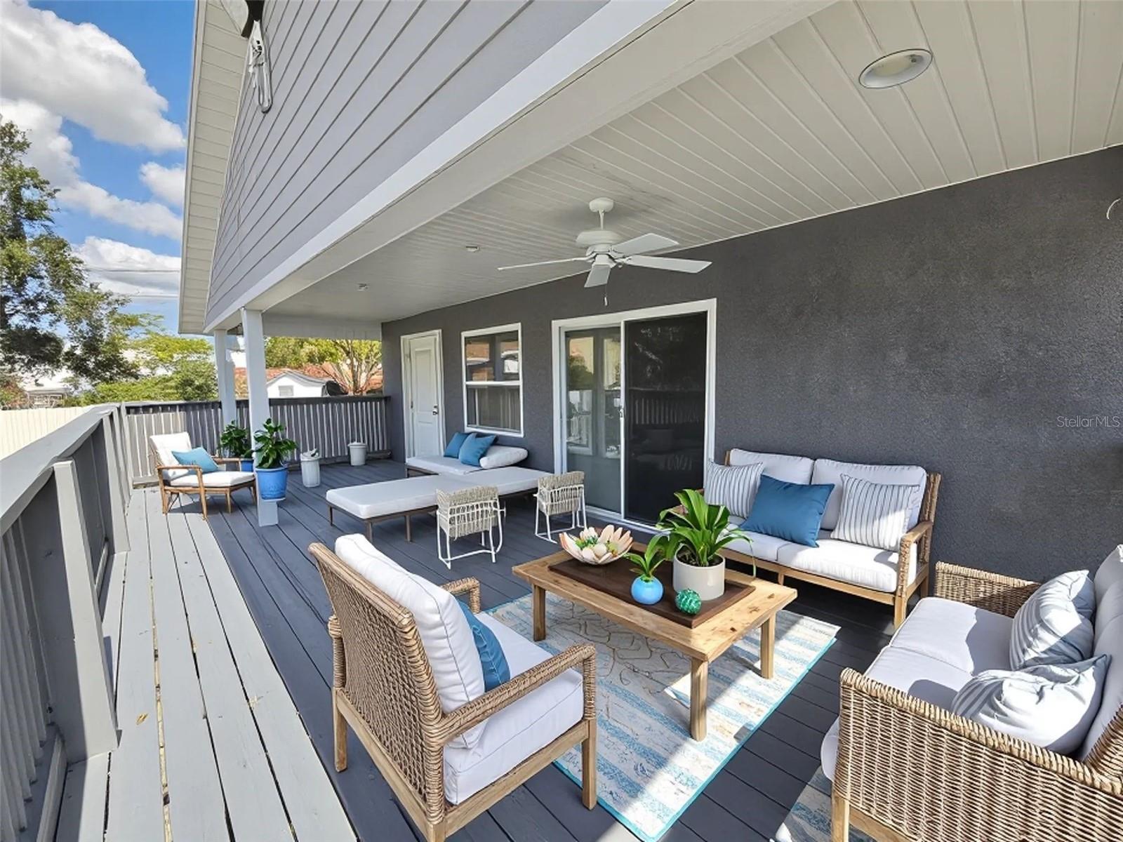 Image 9 of 11 For 519 1-2 Yelvington Avenue