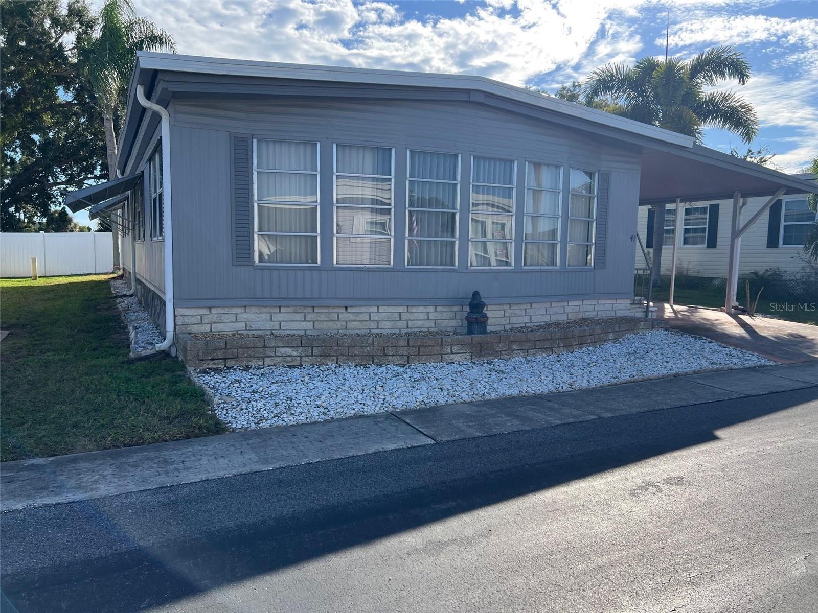 Details for 41 Royal Palm Circle, LARGO, FL 33778