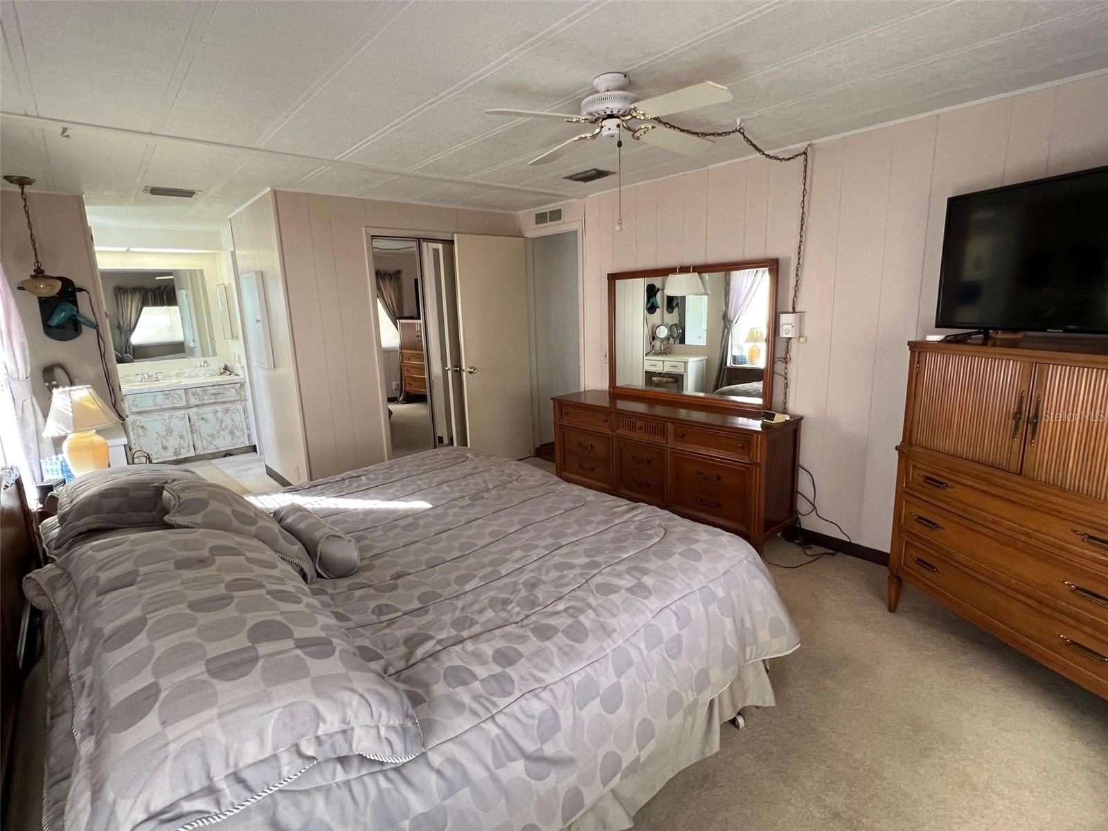 Image 23 of 27 For 41 Royal Palm Circle