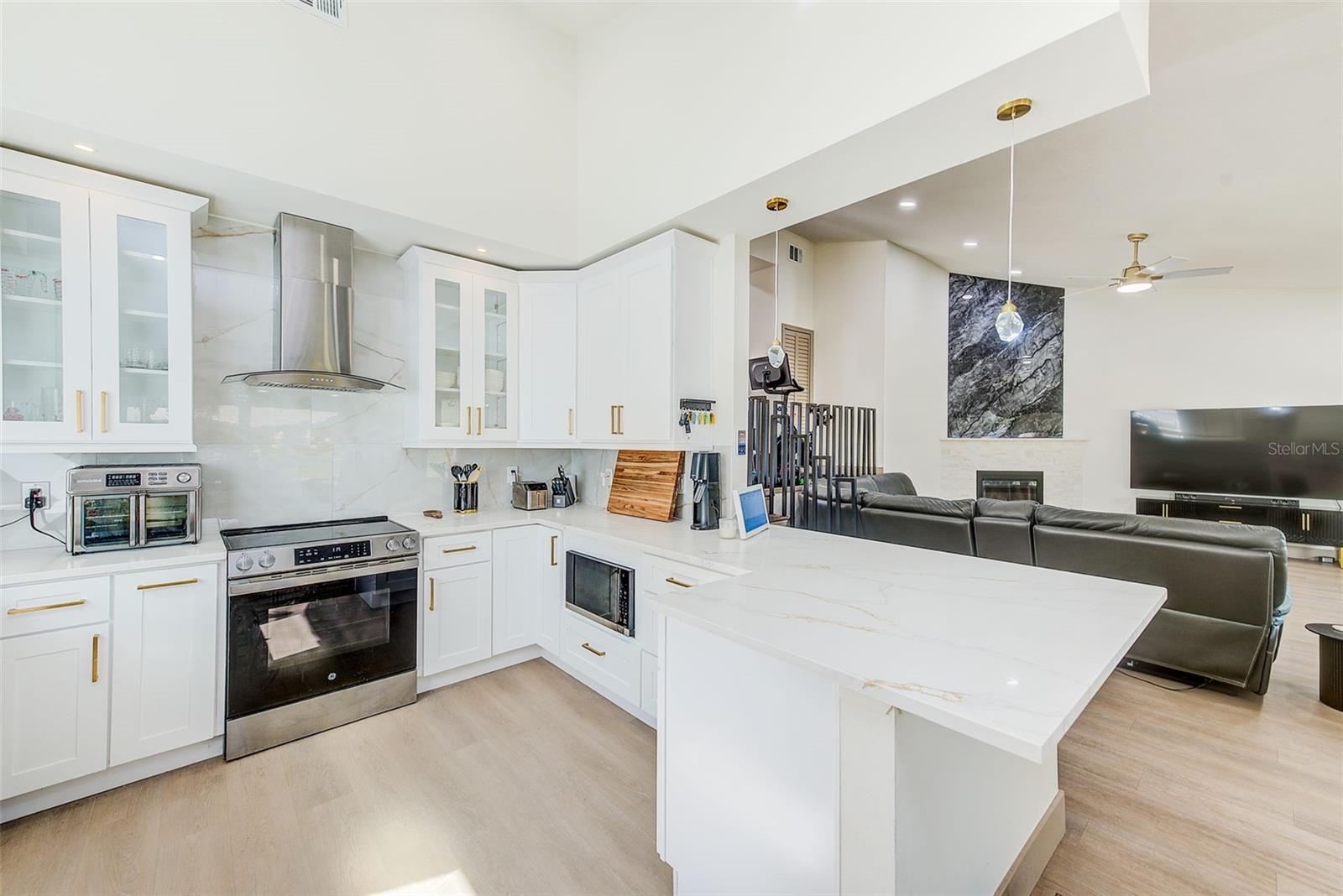 Image 11 of 44 For 1016 Sousa Drive