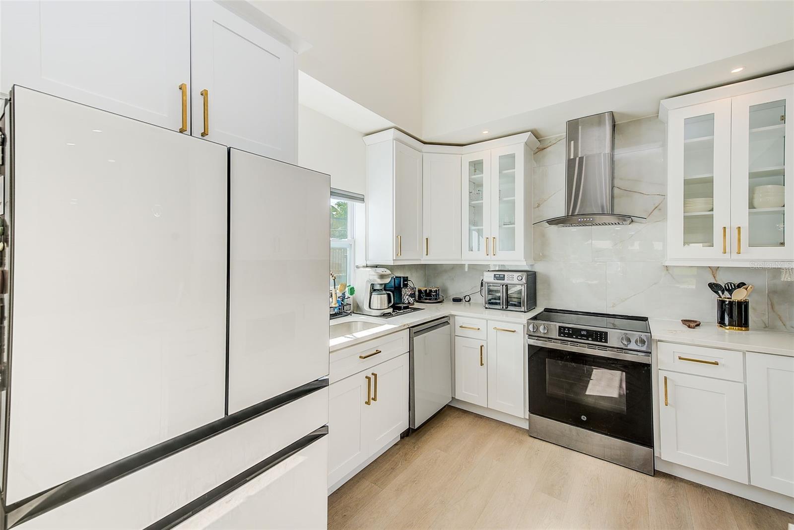 Image 12 of 44 For 1016 Sousa Drive