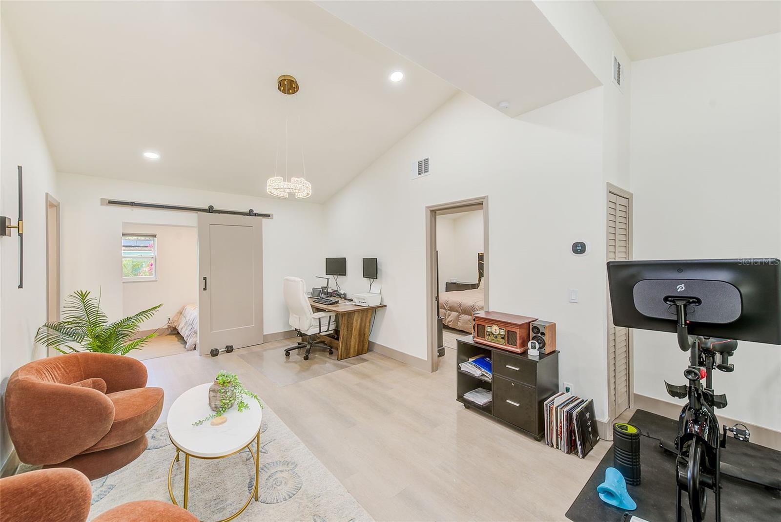 Image 17 of 44 For 1016 Sousa Drive