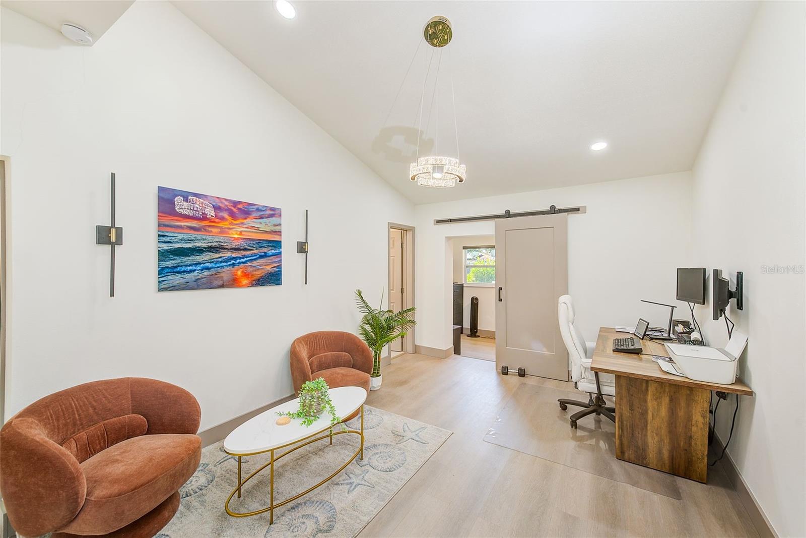 Image 18 of 44 For 1016 Sousa Drive