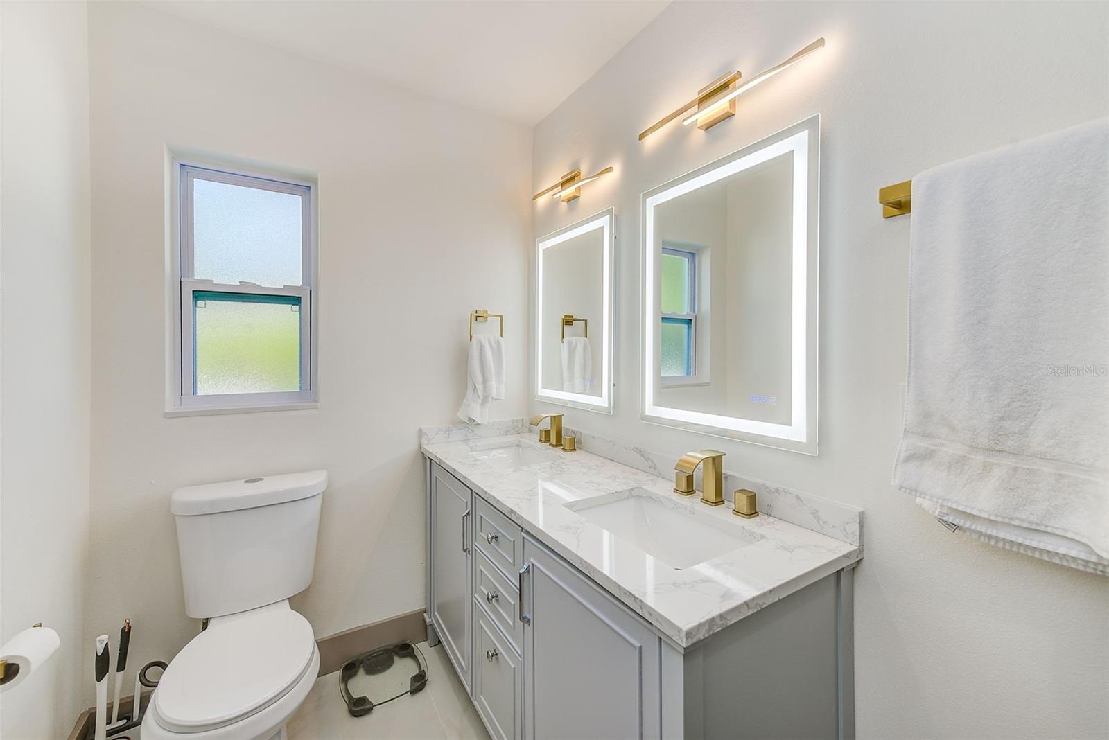 Image 26 of 44 For 1016 Sousa Drive