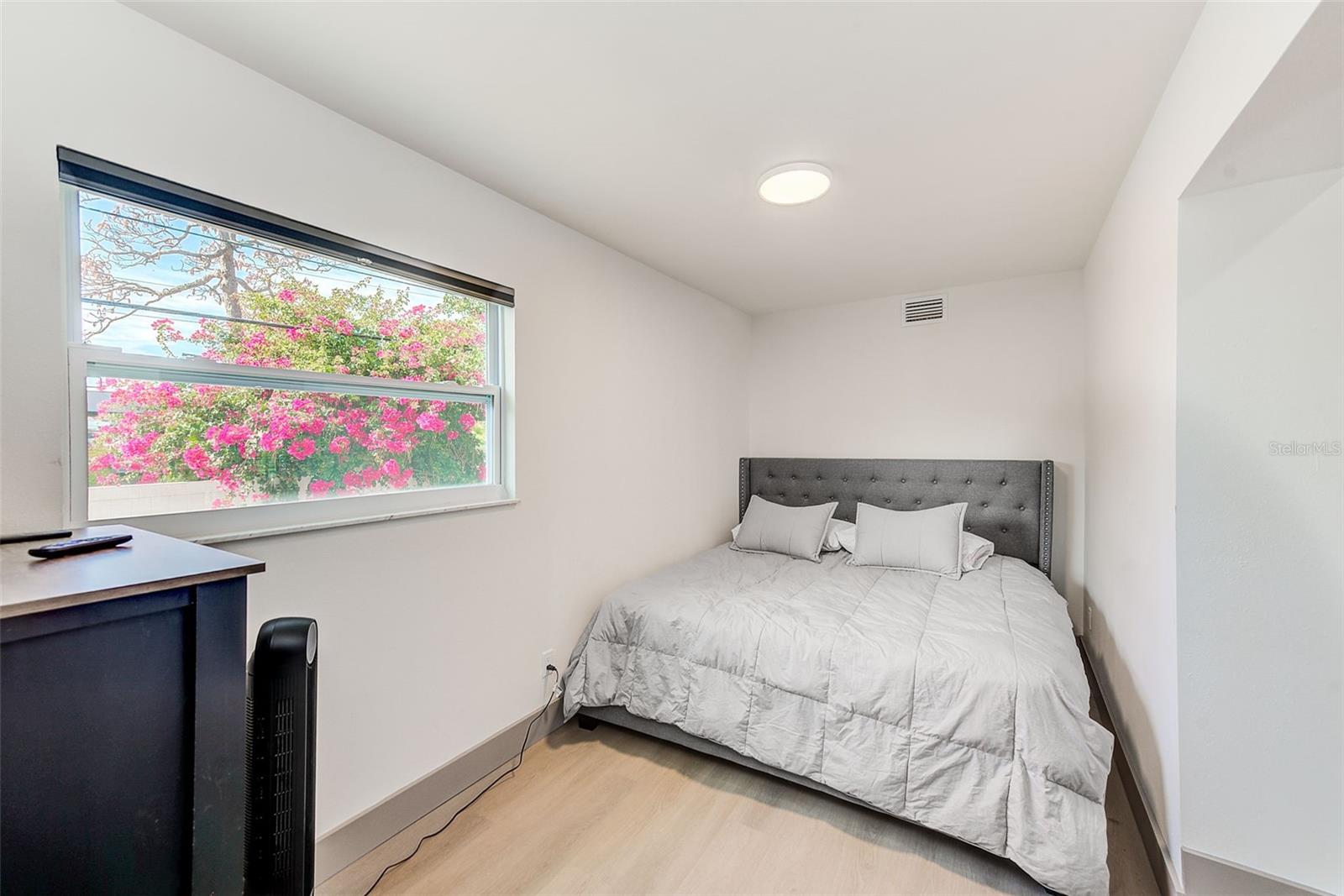 Image 29 of 44 For 1016 Sousa Drive